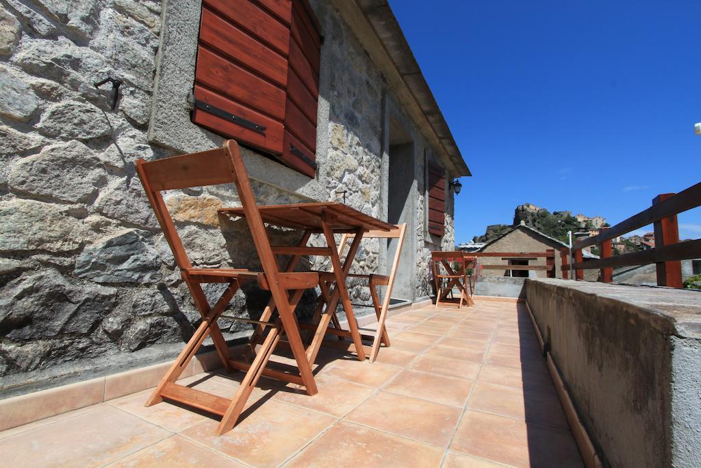 A Mandria, Appartements Avec Cuisine 30M2, Patio, Vue Montagnes Et Citadelle, 5 Minutes A Pied Du Centre Ville Et Des Rivieres Corte  Ngoại thất bức ảnh