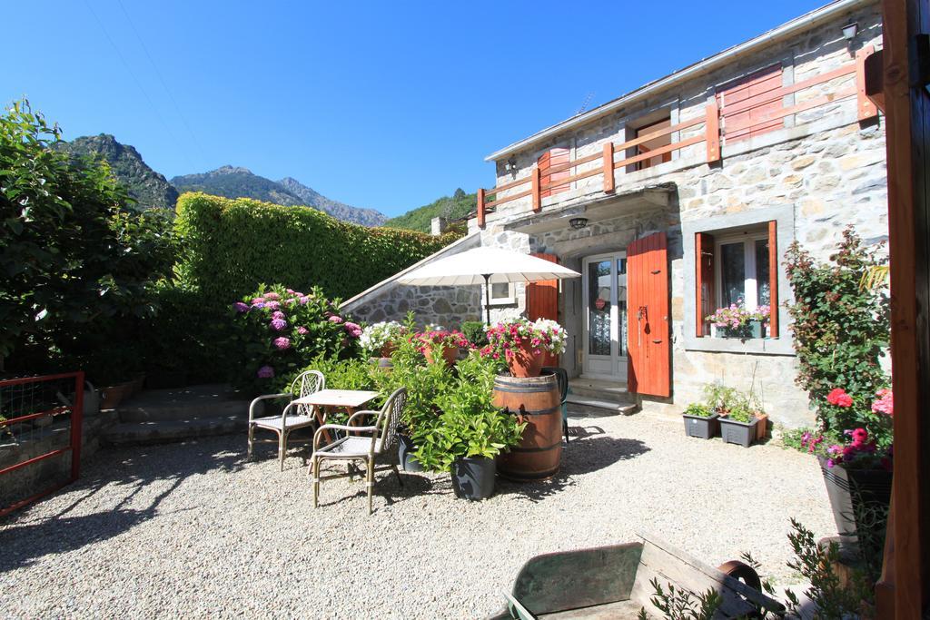 A Mandria, Appartements Avec Cuisine 30M2, Patio, Vue Montagnes Et Citadelle, 5 Minutes A Pied Du Centre Ville Et Des Rivieres Corte  Ngoại thất bức ảnh